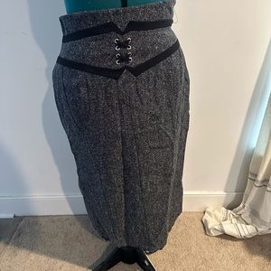 Worthington midi Pencil skirt